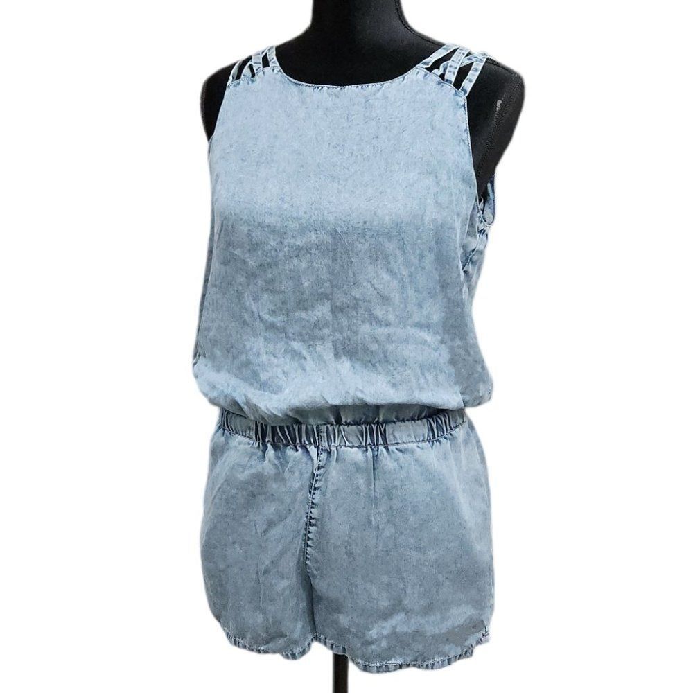 Olive & Oak Denim Style Romper Pants & Jumpsuits Size S